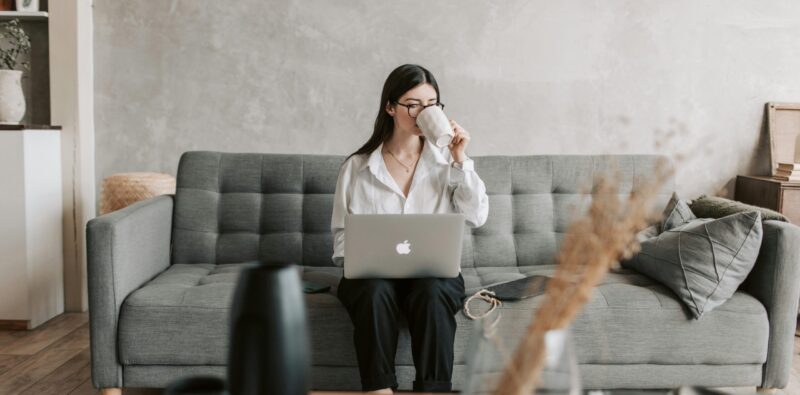 pexels-vlada-karpovich-4050289